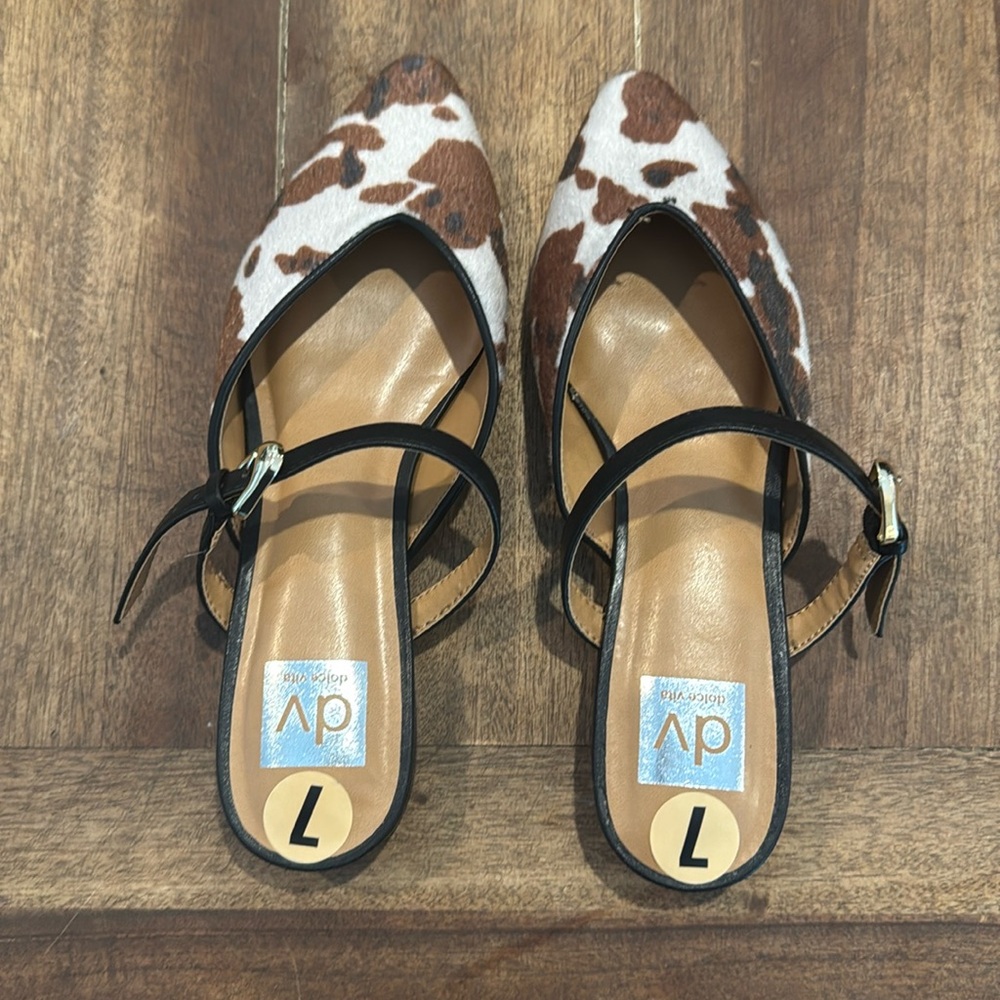 Dolce Vita Domainica Pointed-toe Mules in Brown Size 7
